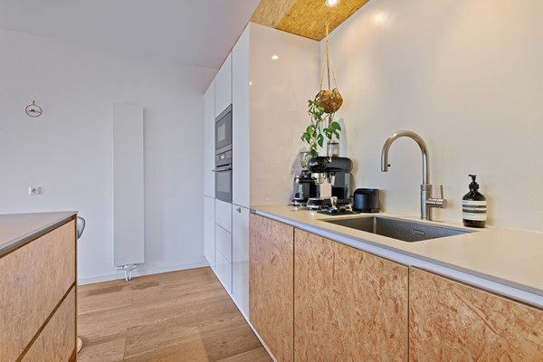 Medium property photo - Leeuwendalersweg 614, 1061 BJ Amsterdam